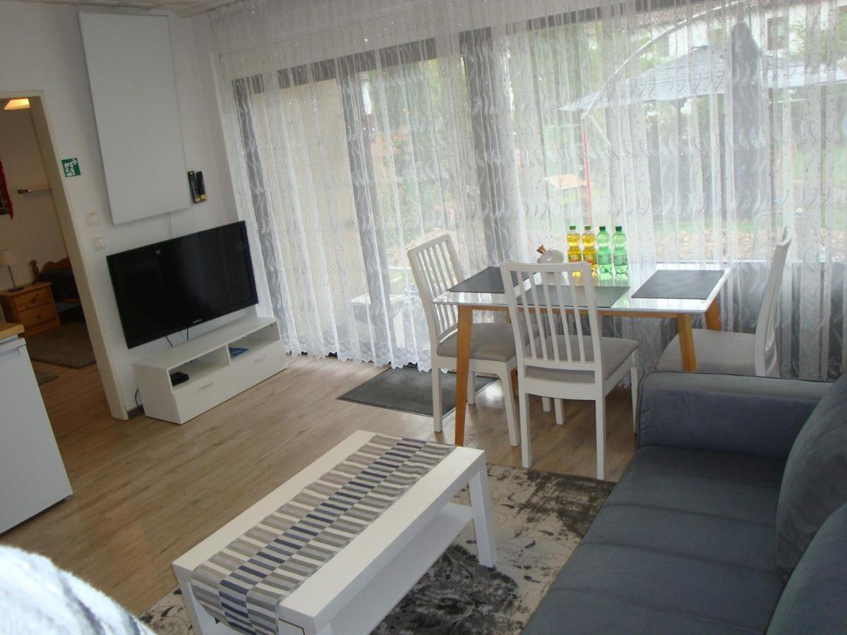 Tac Home 2-Zimmer Wohnung Sindelfingen Bagian luar foto